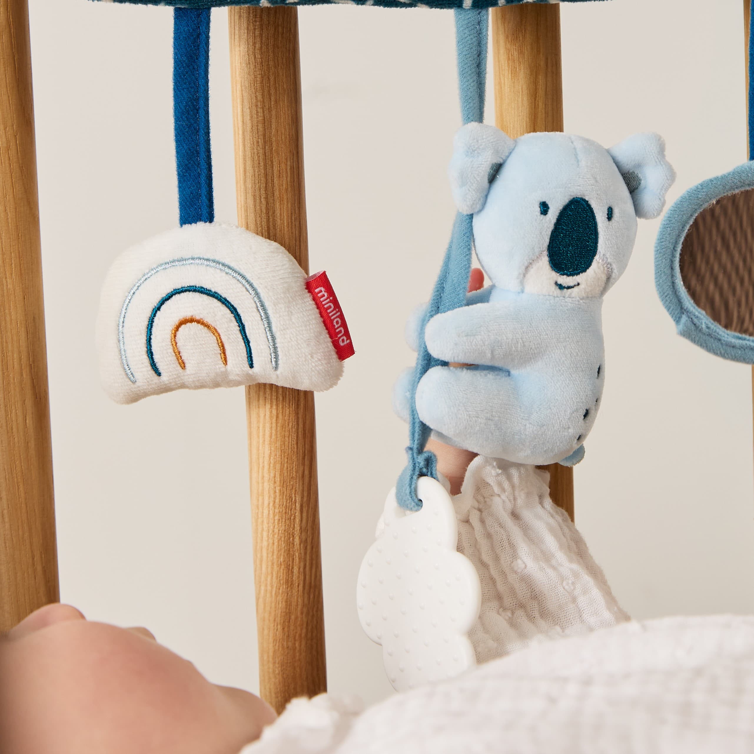 MINILAND ΚΡΕΜΑΣΤΟ ΠΑΙΧΝΙΔΙ ΚΟΑΛΑ - BABY KOALA HANGING TOY