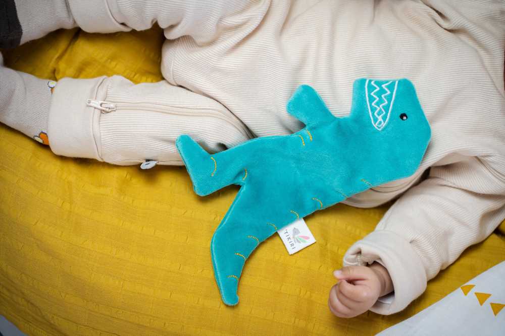 TIKIRI ΥΦΑΣΜΑΤΙΝΟ ΠΑΙΧΝΙΔΙ T-REX ΜΕ CRINKLE