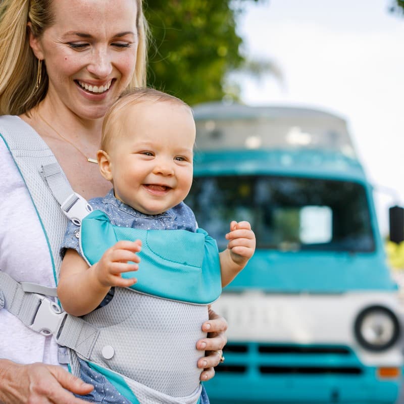 FLIP 4-IN-1 LIGHT & AIRY CONVERTIBLE CARRIER