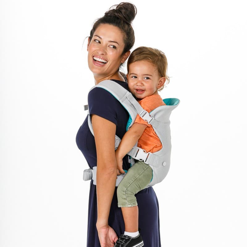FLIP 4-IN-1 LIGHT & AIRY CONVERTIBLE CARRIER