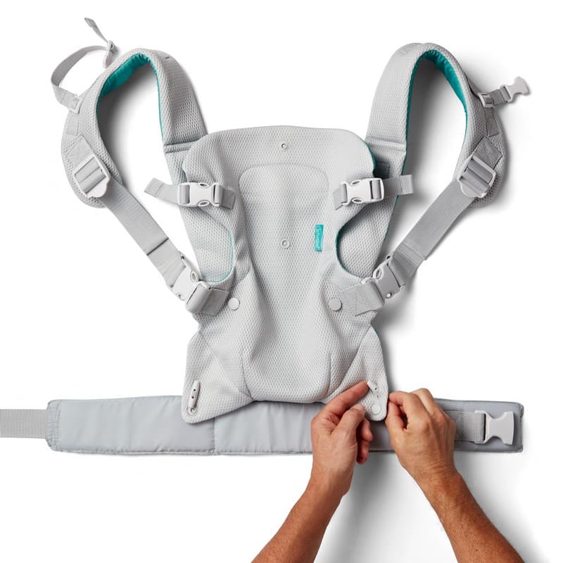 FLIP 4-IN-1 LIGHT & AIRY CONVERTIBLE CARRIER