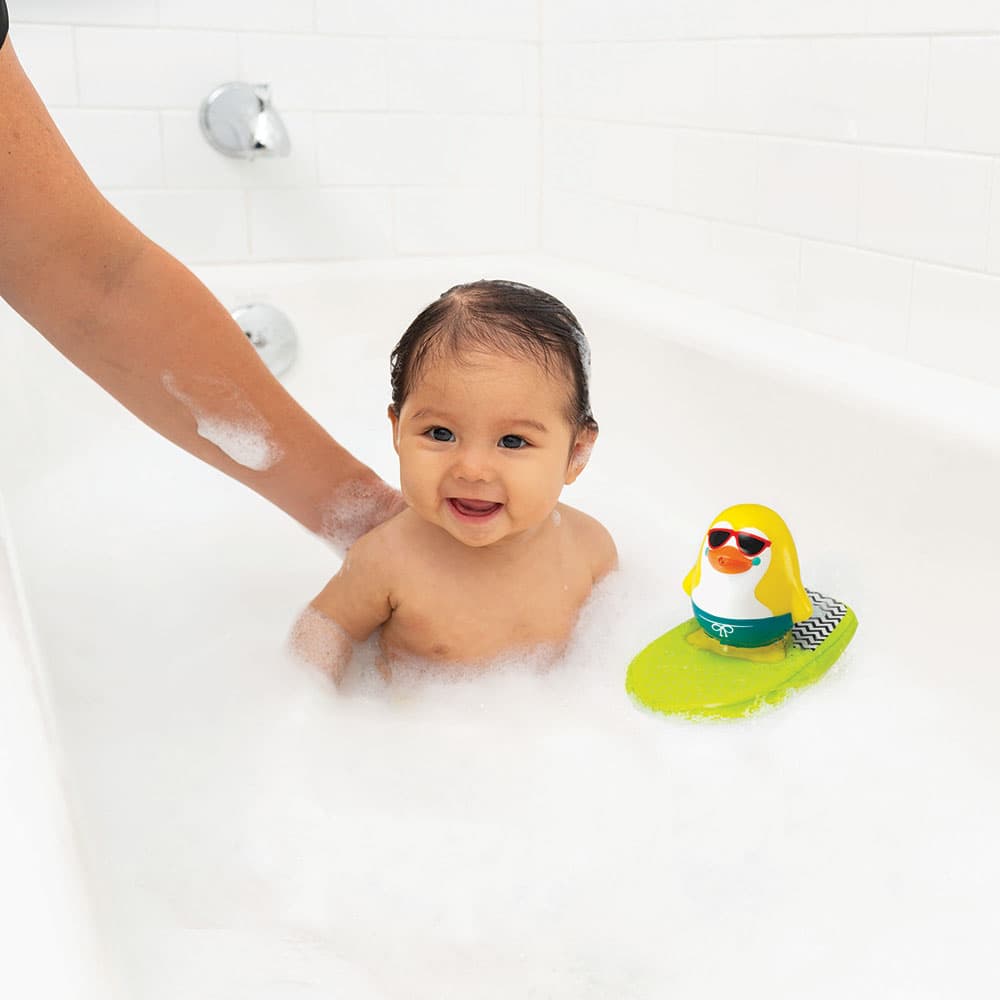 SURFING & SQUIRTING BATH PAL