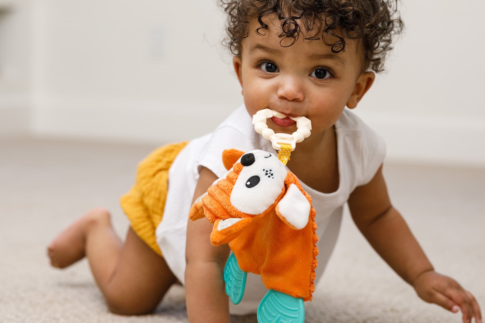 Go Gaga Cuddly Teether (Fox)