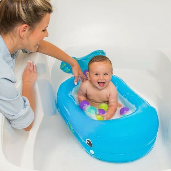 TOPSY TURVY - WHALE BUBBLE BALL INFLATABLE BATH TUB