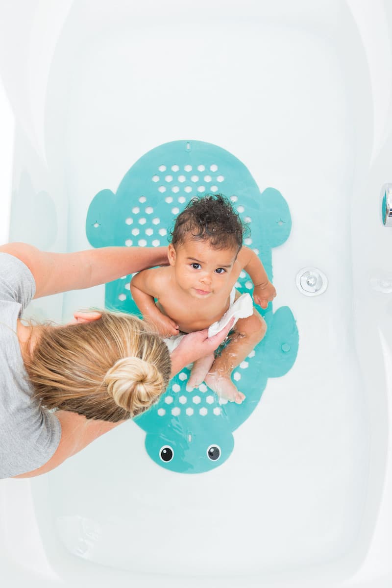 2 in 1 Bath Mat & Storage Basket
