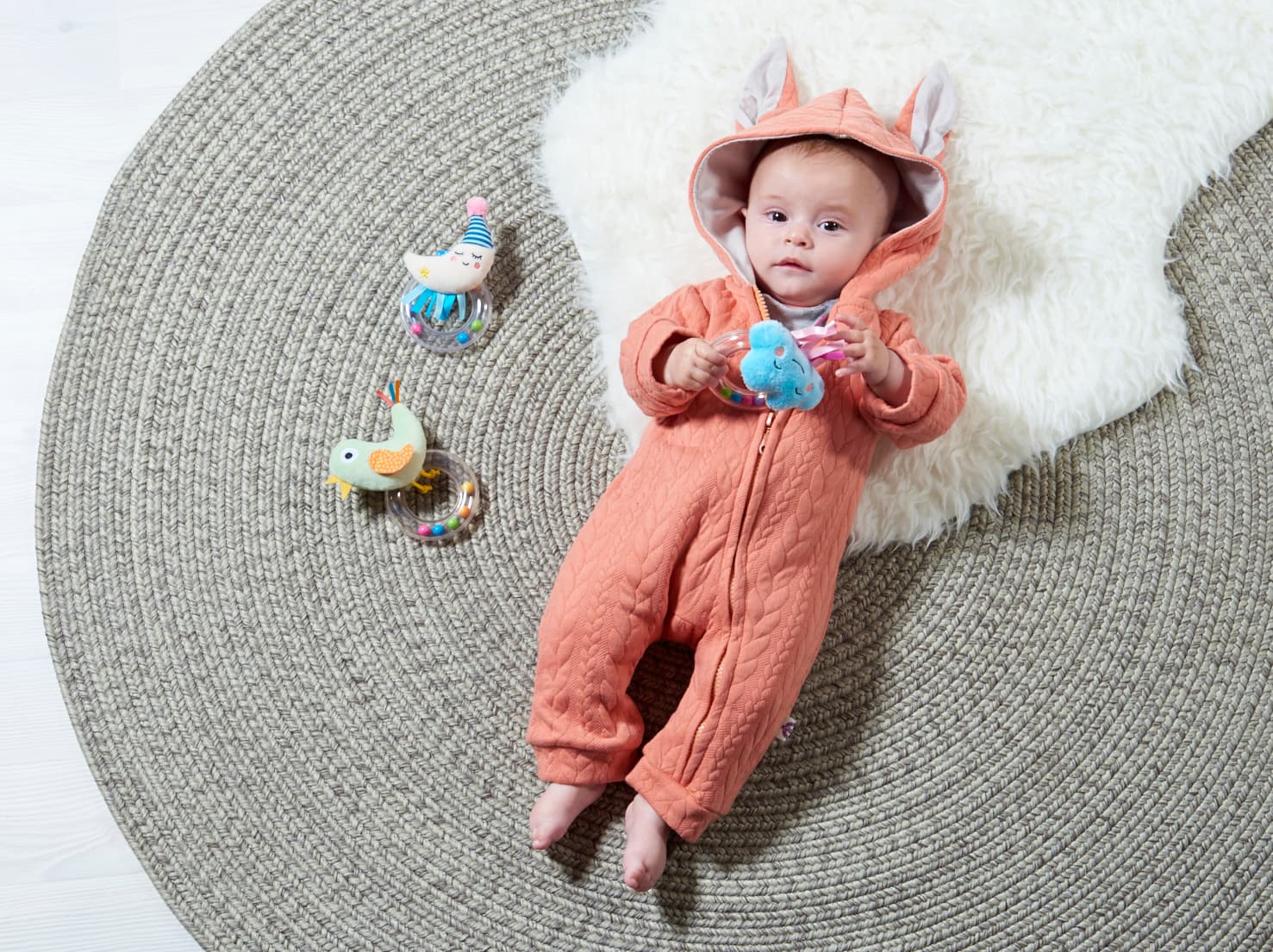 MINI MOON RATTLE