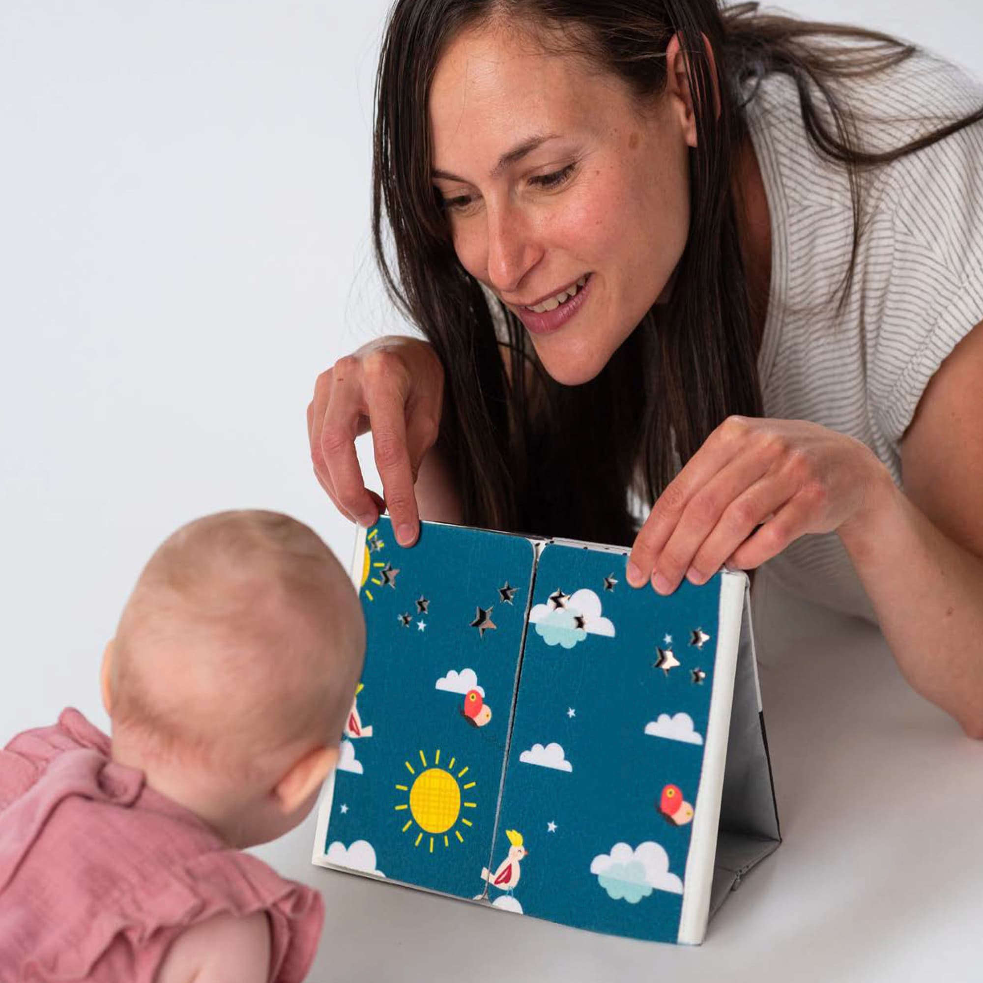 TUMMY-TIME MIRROR BOOK